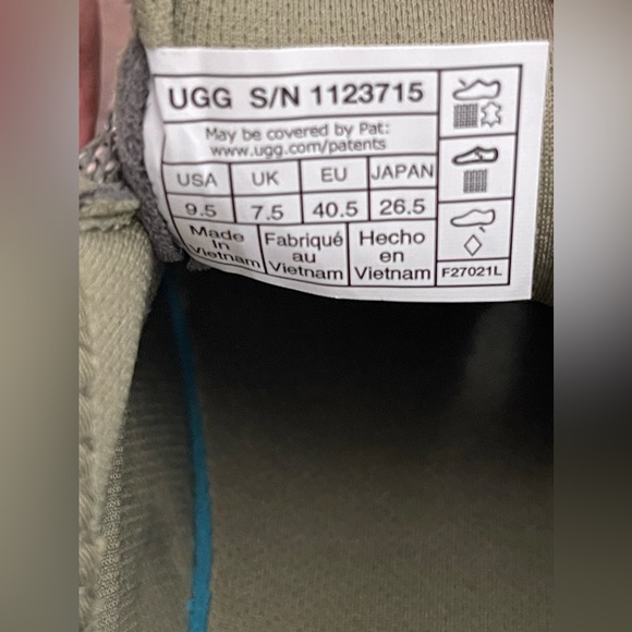 Ugg Olive Green and Pink La Cloud Lace Confetti Women Fashion Sneakers Size 9.5 - Picture 11 of 11